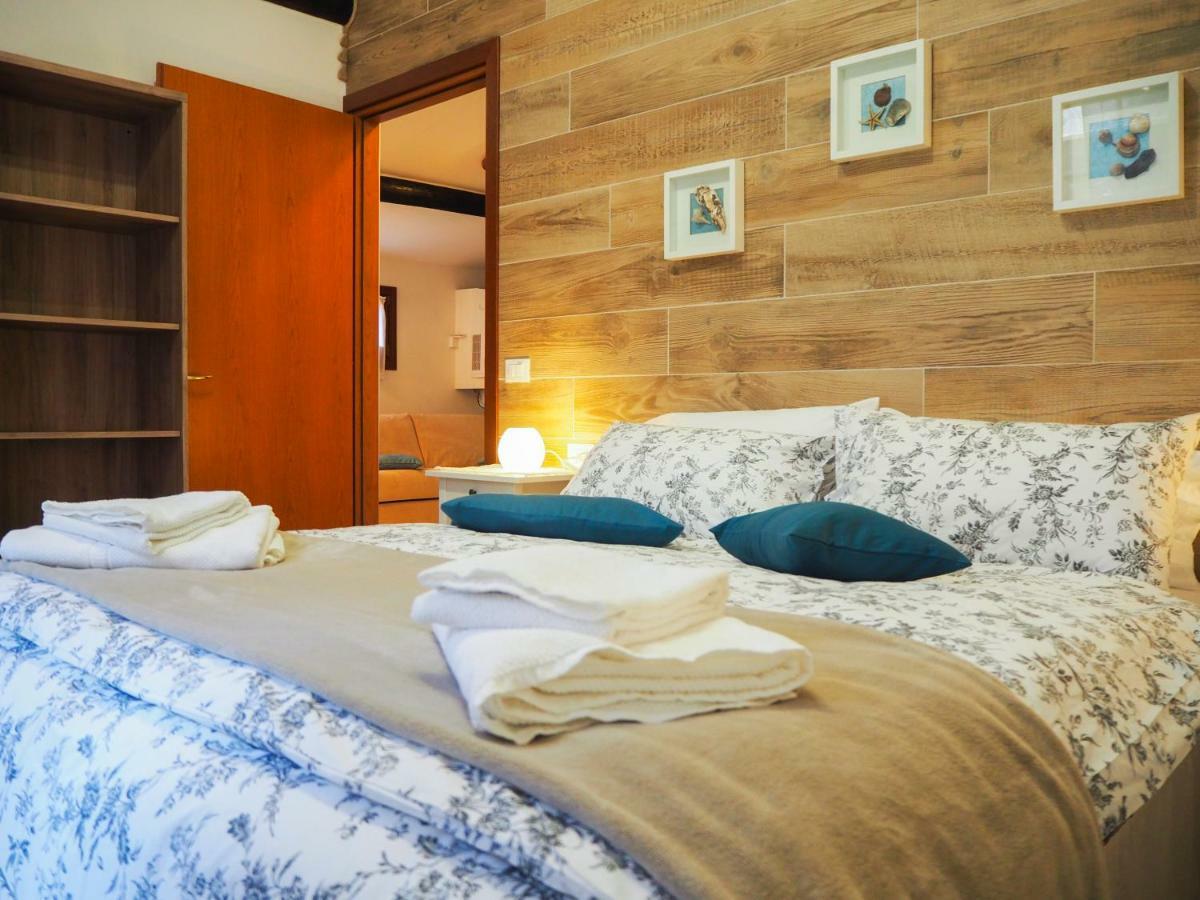 La Brigata Apartments Yellow House カヴァッリーノ・トレポルティ エクステリア 写真