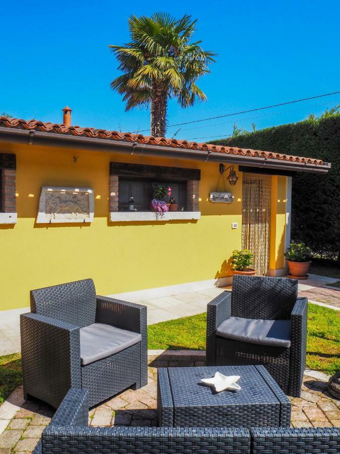 La Brigata Apartments Yellow House カヴァッリーノ・トレポルティ エクステリア 写真